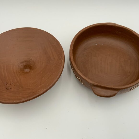 Handmade Traditional Clay Caccuali Casserole with Lid 500 ML - Picture 3 of 10